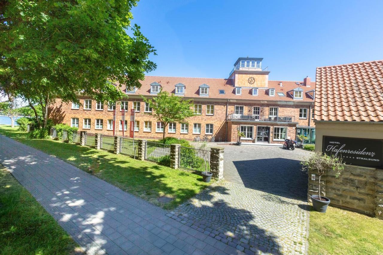 Hotel Hafenresidenz Штральзунд Экстерьер фото